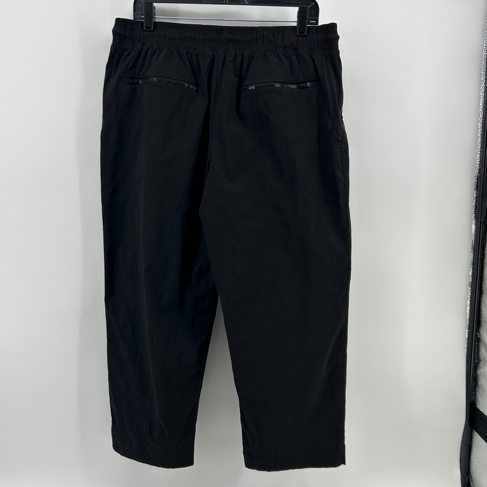 Athleta Trekkie Straight Crop Pants Womens 16 Black Ripstop Hiking Gorpcore - Picture 2 of 8